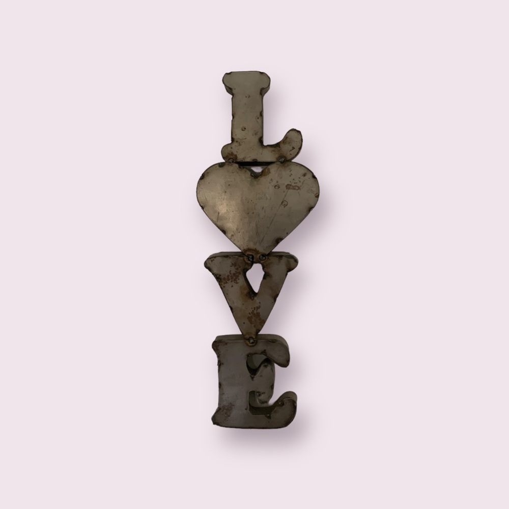 Rustic Metal Love Decor